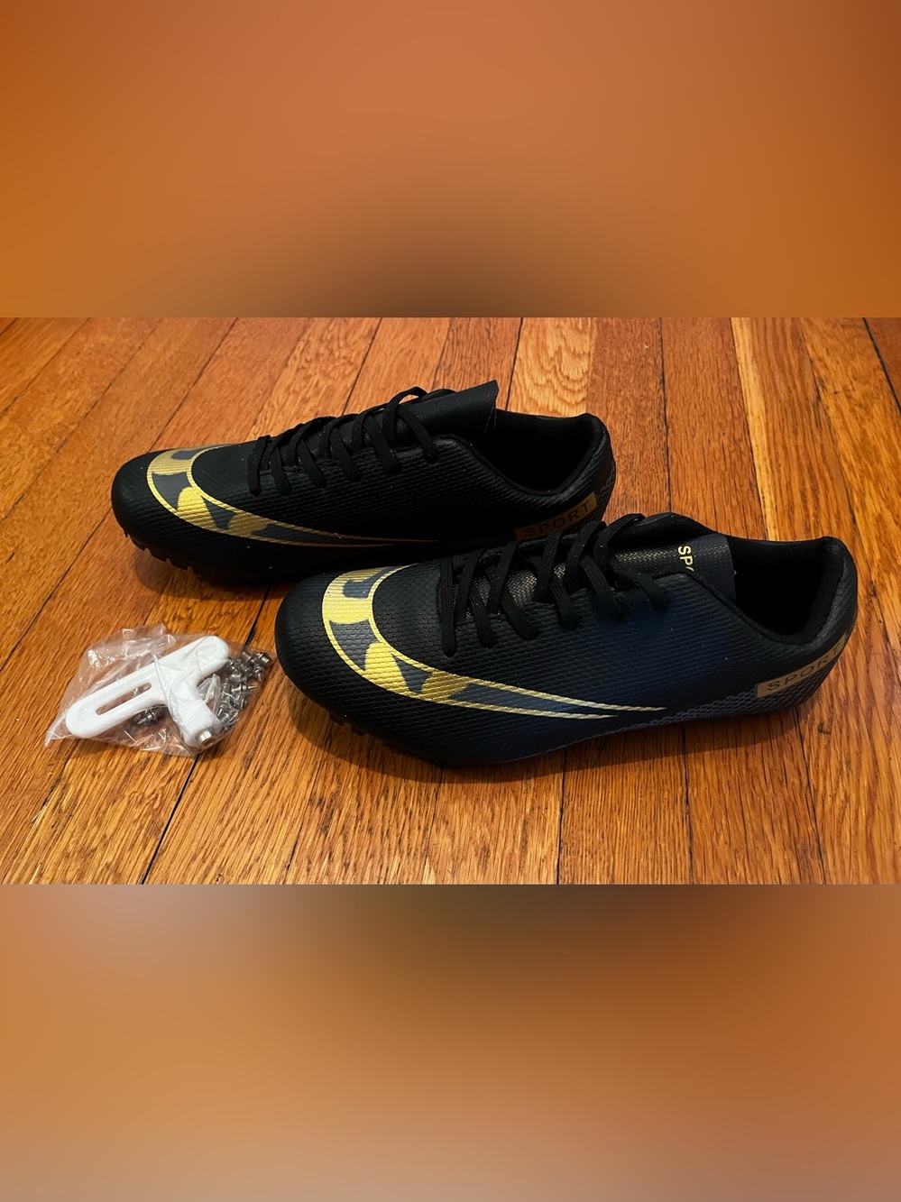 Men's Youth Black and Gold Athletic Track Spikes Size 8.5 Never Worn